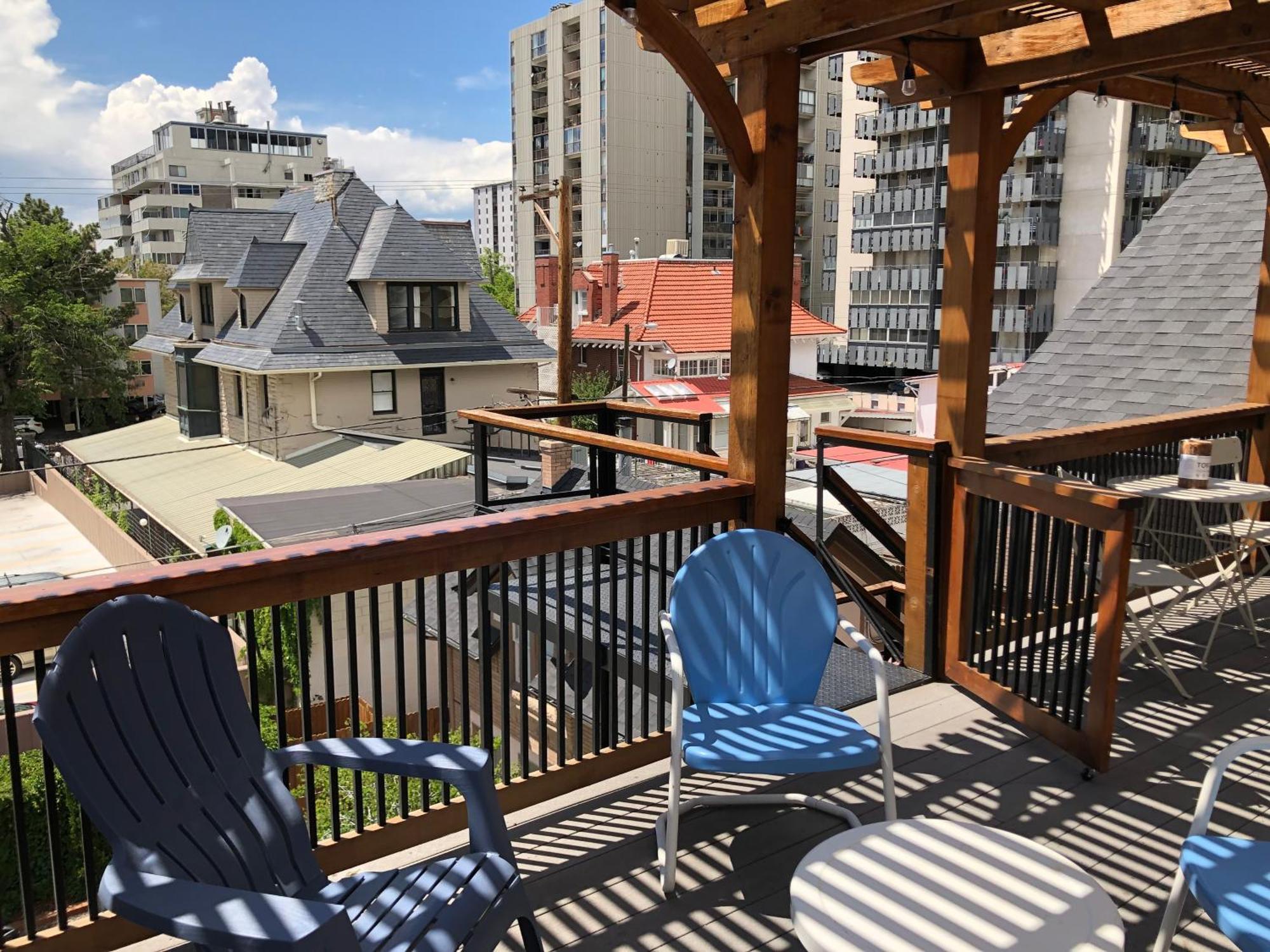 New! Apartment In Historic Mansion. Location! Views! DEN Exterior foto