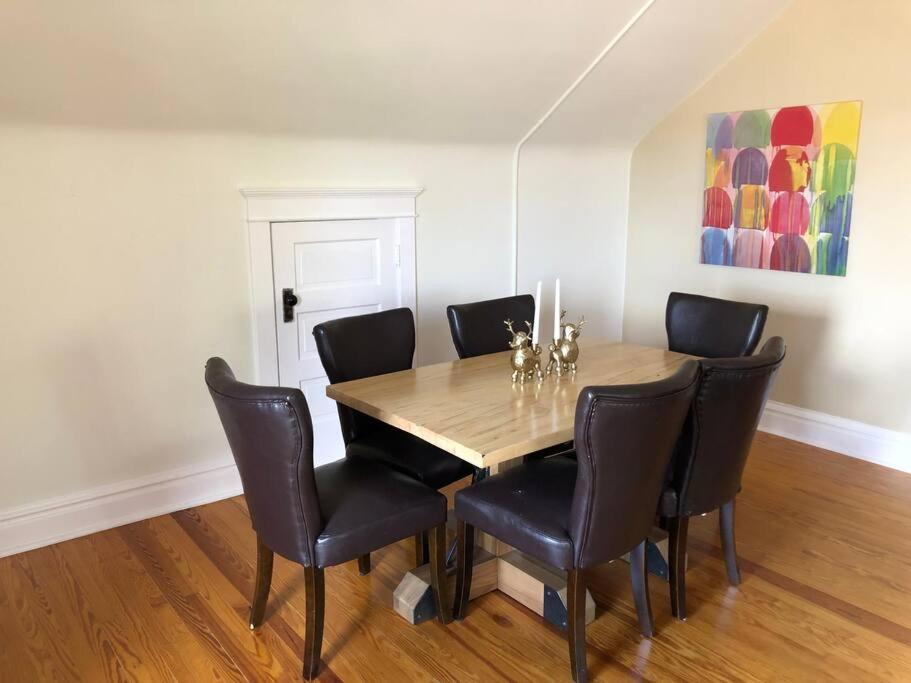 New! Apartment In Historic Mansion. Location! Views! DEN Exterior foto